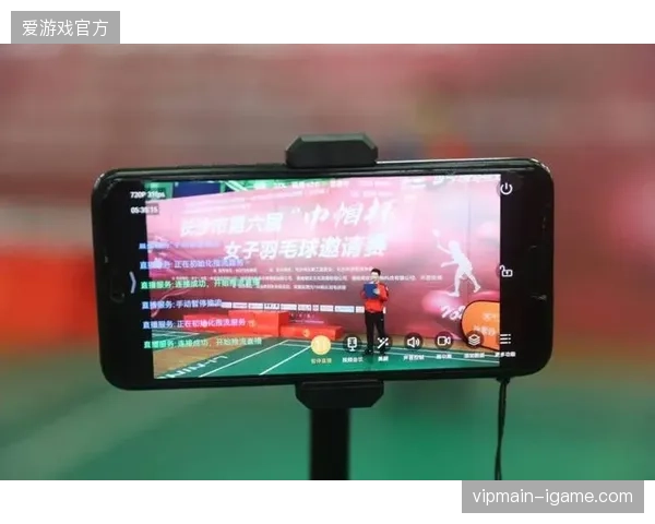 海湾球场基于分层授权的低时延直播方案，如何实现高密度赛事数据的即时抓取